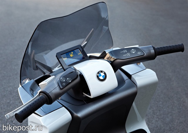 Электроскутер BMW eScooter