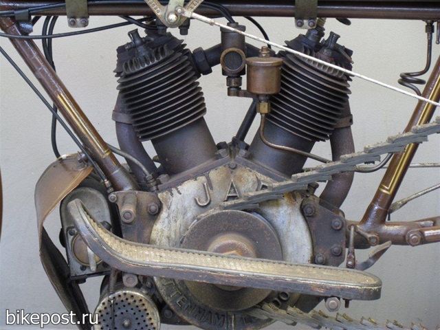 Ретро мотоцикл NUT 1914