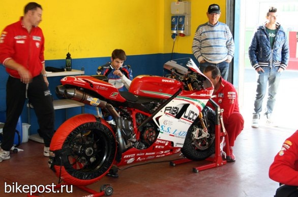 Тесты команды Ducati Roma на автодроме Валлелунга
