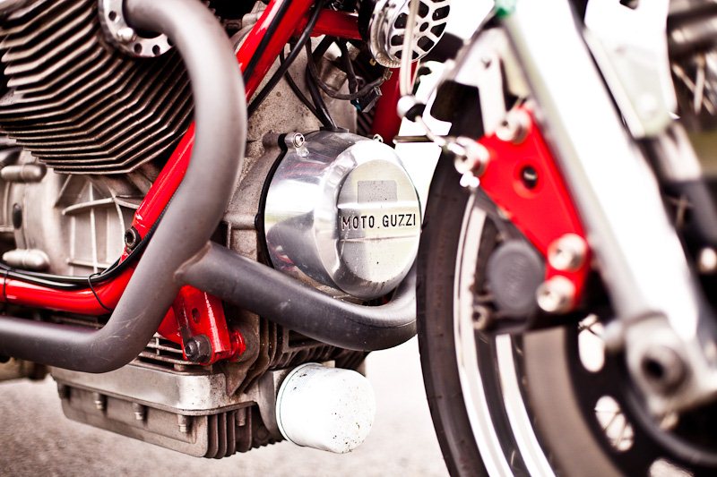 Кафе Рейсер Moto Guzzi 1000 GT