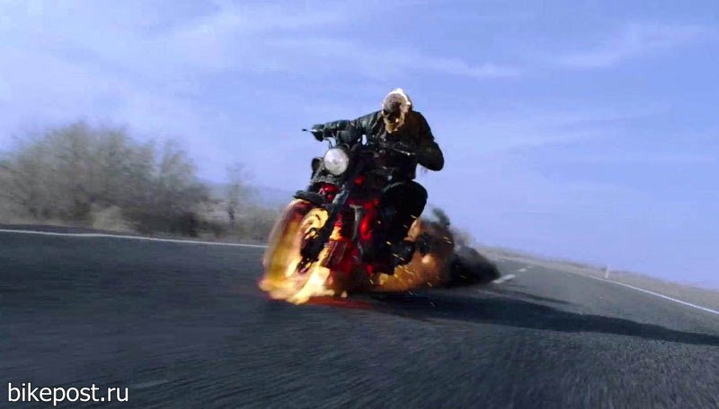 Мотоцикл Yamaha VMAX в фильме «Призрачный Гонщик 2»
