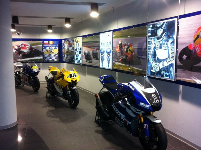 Гоночные мотоциклы Yamaha MotoGP