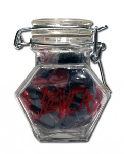 Slayer в честь дня святого Валентина выпустили специальные конфеты