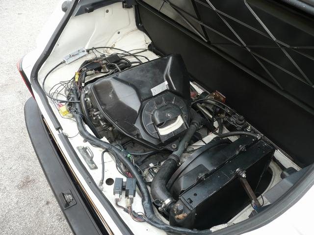Автомобиль Fiat 126 с двигателем  Yamaha FZR1000 EXUP