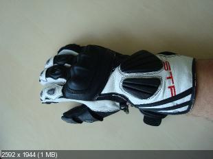 Спортивные кожаные перчатки STR Arrox