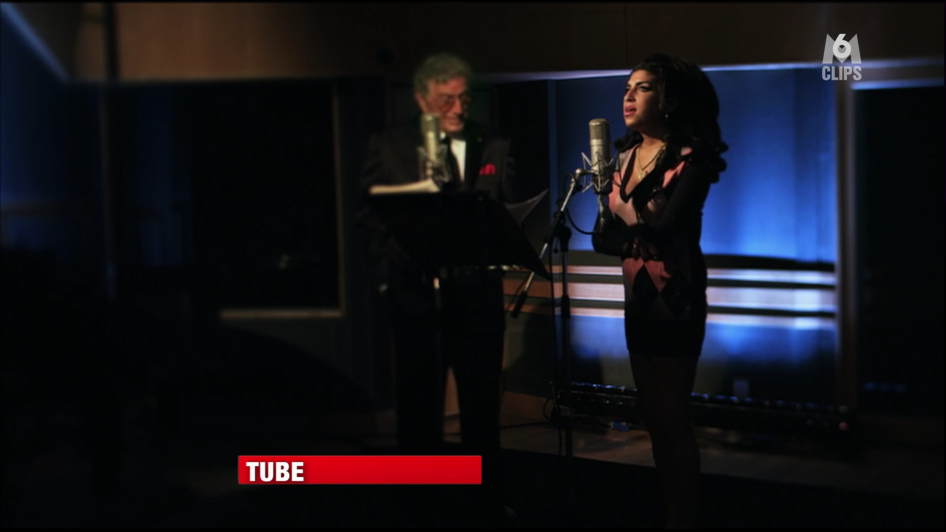 2011 Tony Bennett & Amy Winehouse - Body and Soul [HDTV 1080i] 0