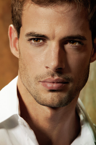 Hot and Cute Male Model William Levy